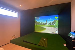 宮崎の個人様ご自宅に、弊社ゴルフシミュレーター「JoyGolf Smart+」スイングプレート付きを設置いたしました！