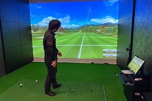 大阪のインドア練習場「かけこみゴルフ塾」様に、弊社ゴルフシミュレーター「JoyGolf Smart+」を設置いたしました！