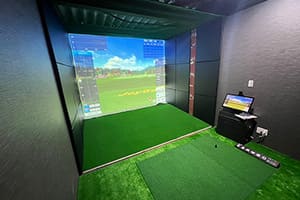 静岡で新規オープンするインドア練習場様に弊社ゴルフシミュレーター「JoyGolf Smart」を複数台設置いたしました！