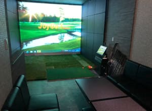 大阪府寝屋川市の「焼酎Barいこか」様に「JoyGolf Smart+」を導入いたしました！