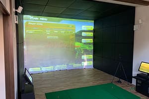 長野県の別荘に、弊社ゴルフシミュレーター「JoyGolf Smart+」を設置いたしました！