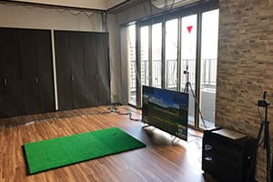 大阪府大阪市の個人宅様に、弊社ゴルフシミュレーター「JoyGolf Smart+」を設置いたしました！