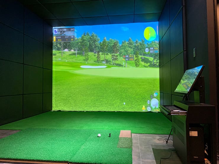 ゴルフランド社製シミュレーションゴルフ「JoyGolf Smart+」を設置