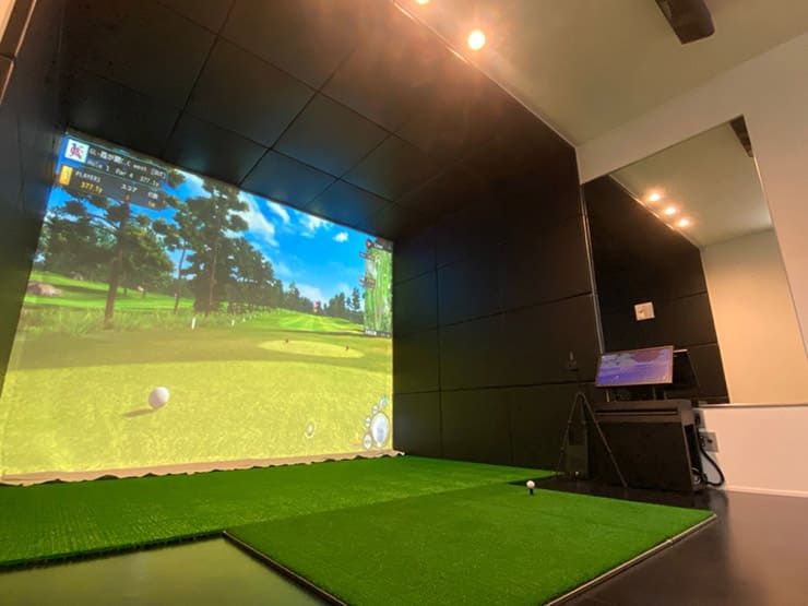 ゴルフランド社製シミュレーションゴルフ「JoyGolf Smart+」を設置