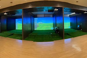長野県のリゾートホテル蓼科様に、弊社ゴルフシミュレーター「JoyGolf Smart+」を複数台設置いたしました！※施工の流れも動画でご覧いただけます。