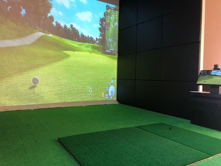 ゴルフランド社製シミュレーションゴルフ「JoyGolf Smart+」を設置