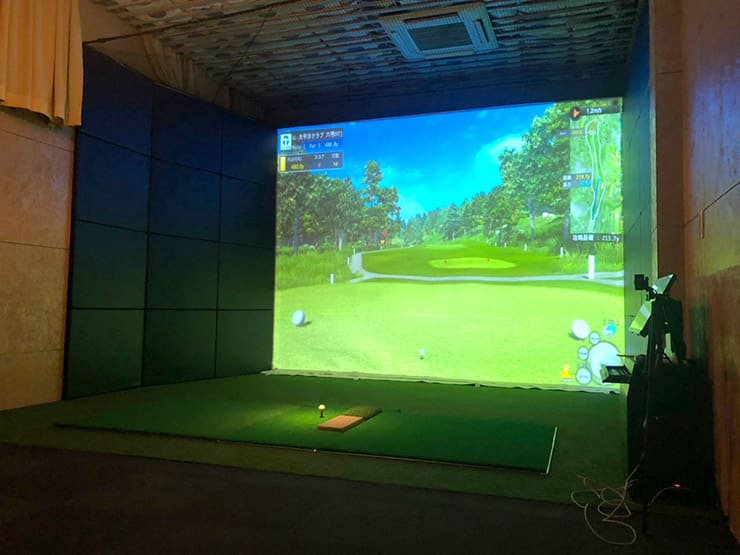 ゴルフランド社製シミュレーションゴルフ「JoyGolf Smart+」を設置