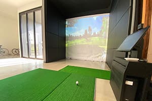 埼玉県の企業様に、福利厚生の一環で弊社ゴルフシミュレーター「JoyGolf Smart+」を設置いたしました！