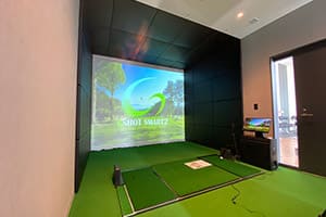 東京都中央区の「MID TOWER GRAND月島」様共用部に、弊社ゴルフシミュレーター「G-shot Smart2）」を設置いたしました！