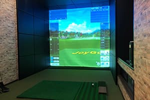 三重県の個人様ご自宅に、弊社ゴルフシミュレーター「JoyGolf Smart+」を設置いたしました！※施工の流れも動画でご覧いただけます。