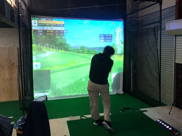 ゴルフランド社製シミュレーションゴルフ「JoyGolf Smart+」を設置