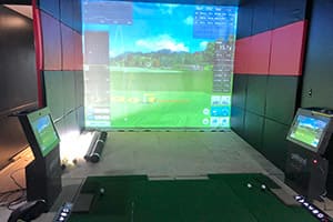 大阪市の個人様ご自宅に、弊社ゴルフシミュレーター「JoyGolf Smart+（フルオートティ付き）」を設置いたしました！