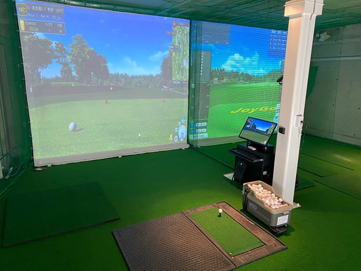 ゴルフランド社製シミュレーションゴルフ「JoyGolf Smart+」を設置