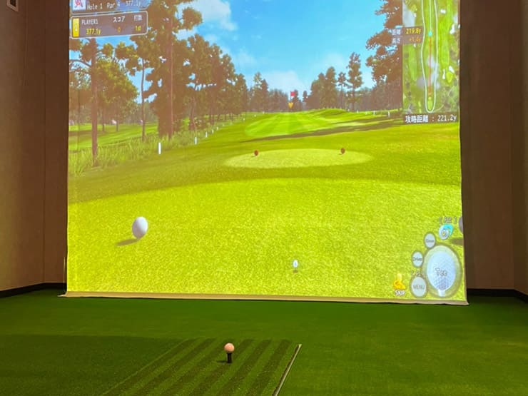 ゴルフランド社製シミュレーションゴルフ「JoyGolf Smart+」を設置