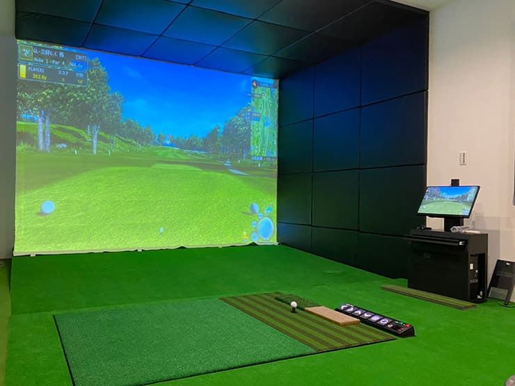 ゴルフランド社製シミュレーションゴルフ「JoyGolf Smart+」を設置
