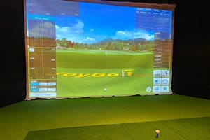 兵庫県のゴルフスクール「Grilliant golf(グリリアントゴルフ)」様に、弊社ゴルフシミュレーター「JoyGolf Smart+」を設置いたしました！