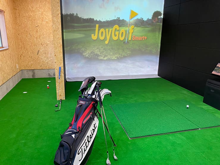 ゴルフランド社製シミュレーションゴルフ「JoyGolf Smart+」を設置