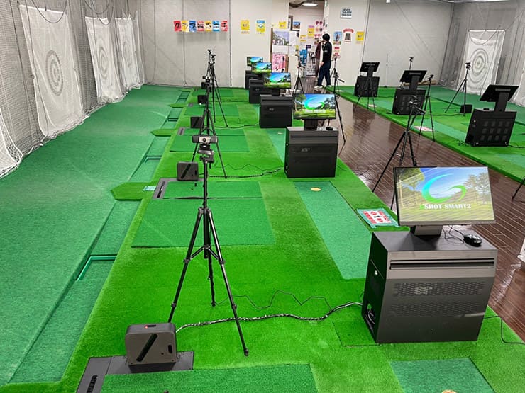 ルフランド社製シミュレーションゴルフ「G-shot Smart2」を設置