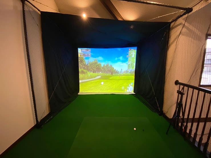 ゴルフランド社製シミュレーションゴルフ「JoyGolf Smart+」を設置