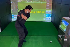 滋賀県の個人様ご自宅に、弊社ゴルフシミュレーター「JoyGolf Smart+」を設置いたしました！