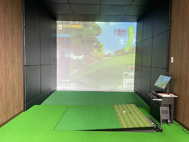 ゴルフランド社製シミュレーションゴルフ「JoyGolf Smart+」を設置