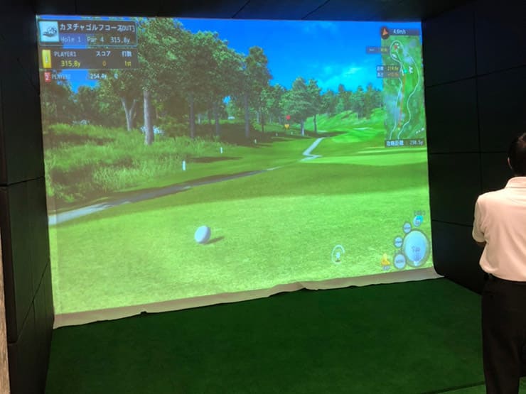 ゴルフランド社製シミュレーションゴルフ「JoyGolf Smart+」を設置