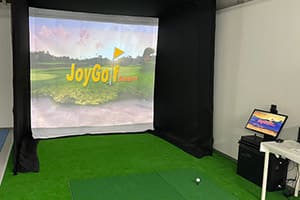 東京の企業様倉庫に、福利厚生の一環として弊社ゴルフシミュレーター「JoyGolf Smart+」を設置いたしました！