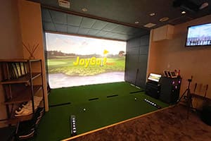 神奈川でオープン予定のレジャー施設様に、弊社ゴルフシミュレーター「JoyGolf Smart+」を設置いたしました！