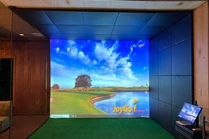 沖縄の個人様ご自宅に、弊社ゴルフシミュレーター「JoyGolf Smart+」を設置いたしました！