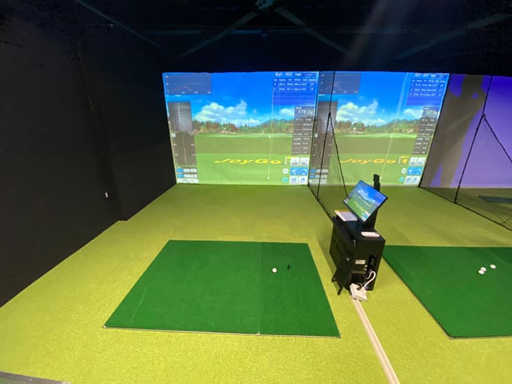 ゴルフランド社製シミュレーションゴルフ「JoyGolf Smart+」を設置