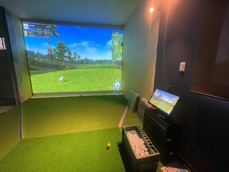 ゴルフランド社製シミュレーションゴルフ「JoyGolf Smart+」を設置