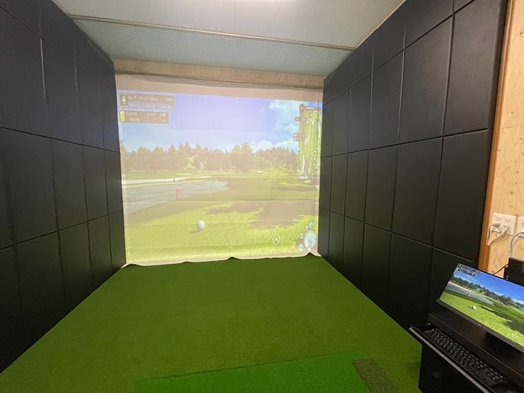 ゴルフランド社製シミュレーションゴルフ「JoyGolf Smart+」を設置