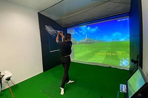 大阪の個人様ご自宅に弊社ゴルフシミュレーター「JoyGolf Smart+」を設置いたしました！