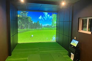 北海道のインドア練習場様に弊社ゴルフシミュレーター「JoyGolf Smart」を複数台設置いたしました！
