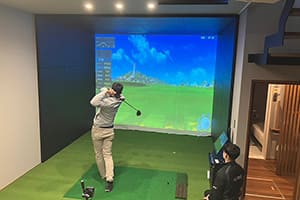 都内の個人様ご自宅に弊社ゴルフシミュレーター「JoyGolf Smart」を設置いたしました！