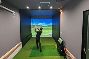 神奈川の個人様ご自宅に弊社ゴルフシミュレーター「JoyGolf Smart+」を設置いたしました！