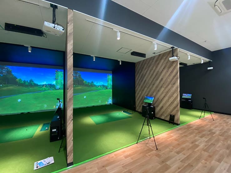 ゴルフランド社製シミュレーションゴルフ「JoyGolf Smart+」を設置