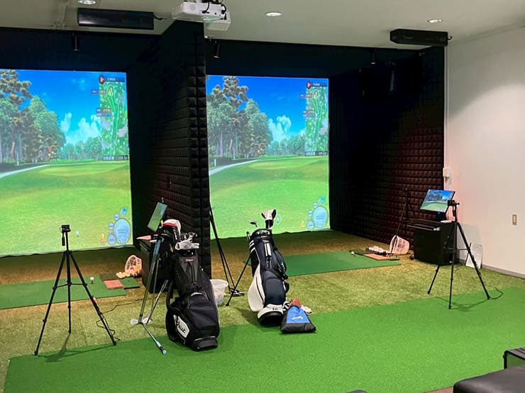 ゴルフランド社製シミュレーションゴルフ「JoyGolf Smart+」を設置