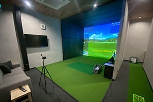 大阪の企業様に福利厚生の一環として、弊社ゴルフシミュレーター「JoyGolf Smart+」を設置いたしました！