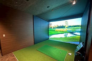 佐賀のダイニングバー「Hars Bar Resort」様に弊社ゴルフシミュレーター「JoyGolf Range」を設置いたしました！