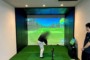 伊豆高原のリゾート施設に弊社ゴルフシミュレーター「JoyGolf Smart+」を設置いたしました！