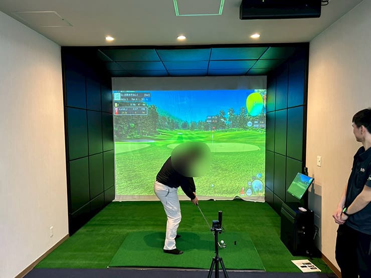 ゴルフランド社製シミュレーションゴルフ「JoyGolf Smart+」を設置