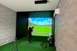 岡山の個人様ご自宅に、弊社ゴルフシミュレーター「JoyGolf Smart+」を設置いたしました！