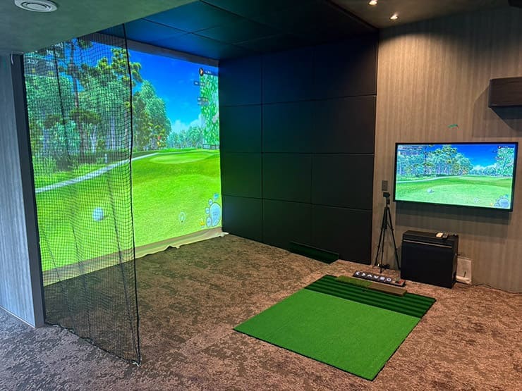 ゴルフランド社製シミュレーションゴルフ「JoyGolf Smart+」を設置