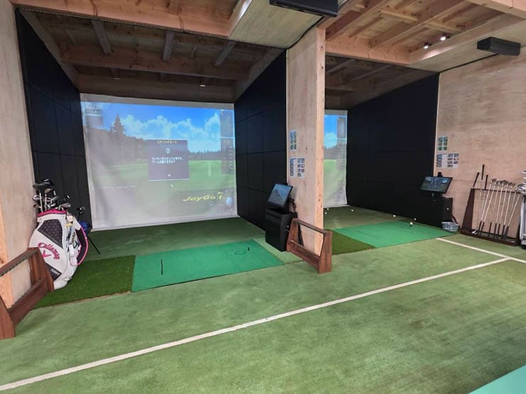 ゴルフランド社製シミュレーションゴルフ「JoyGolf Smart+」を設置